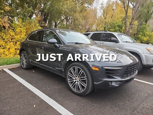 2017 Porsche Macan S