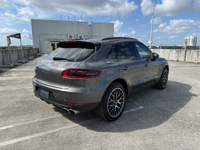 2017 Porsche Macan S