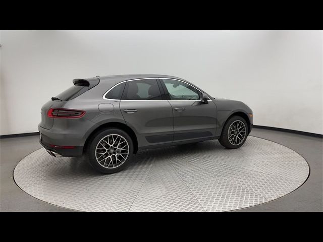 2017 Porsche Macan S