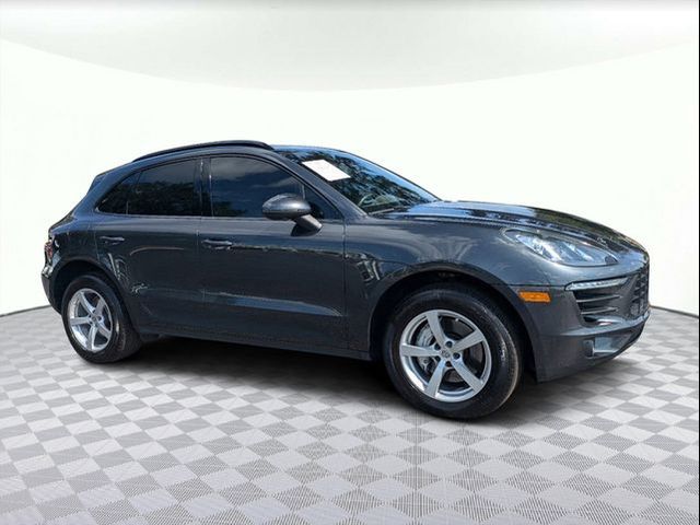 2017 Porsche Macan S