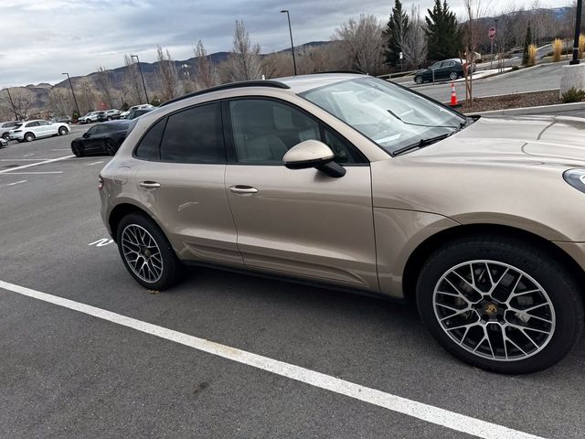 2017 Porsche Macan S