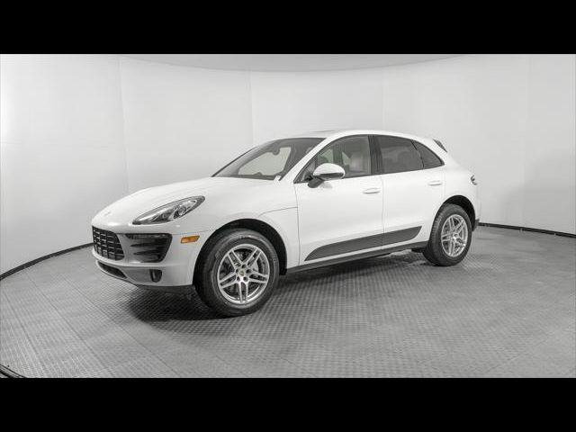 2017 Porsche Macan Base