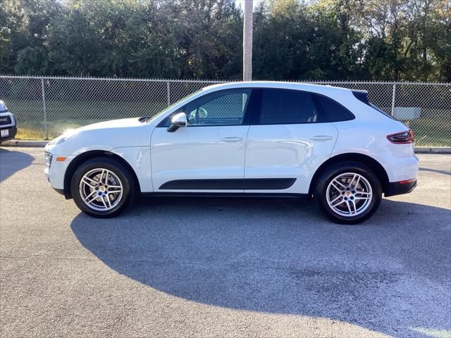 2017 Porsche Macan Base