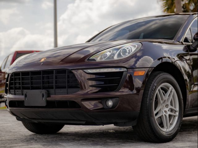 2017 Porsche Macan S