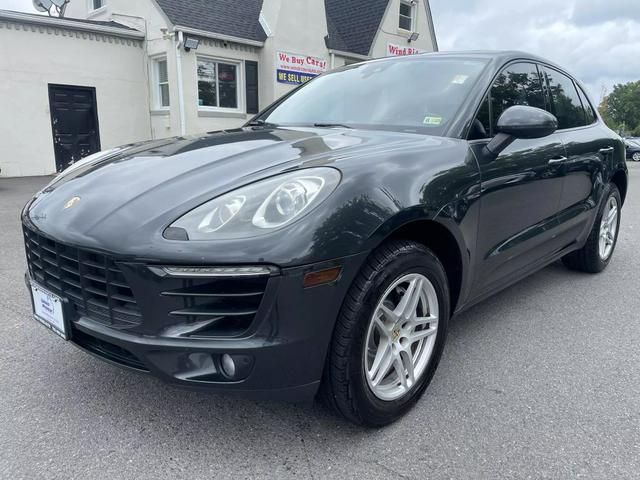 2017 Porsche Macan Base