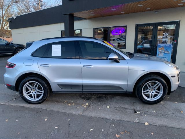2017 Porsche Macan Base