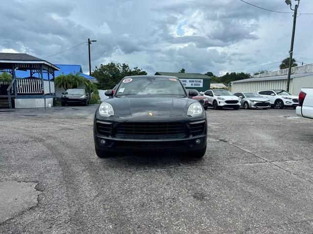 2017 Porsche Macan Base