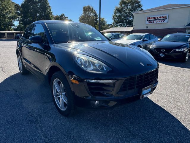 2017 Porsche Macan Base