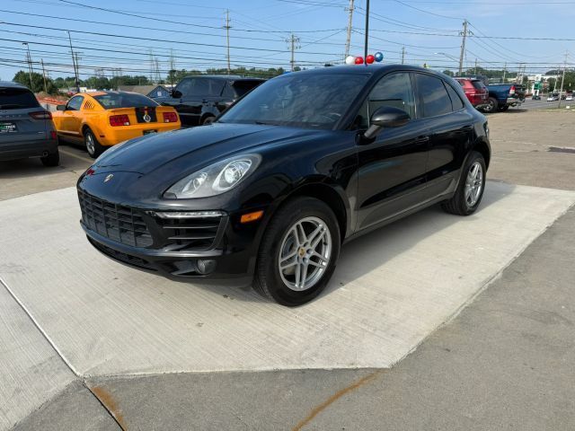 2017 Porsche Macan Base