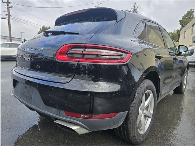 2017 Porsche Macan Base