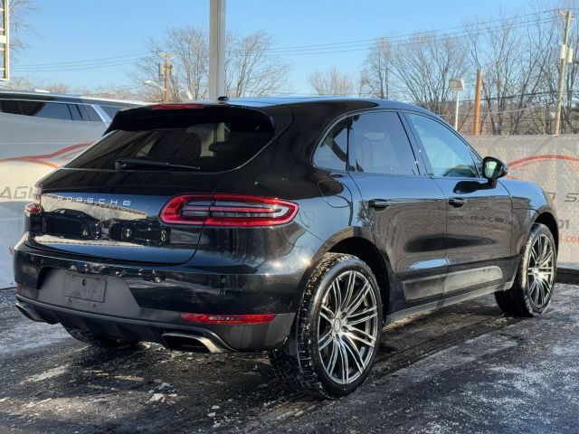 2017 Porsche Macan Base