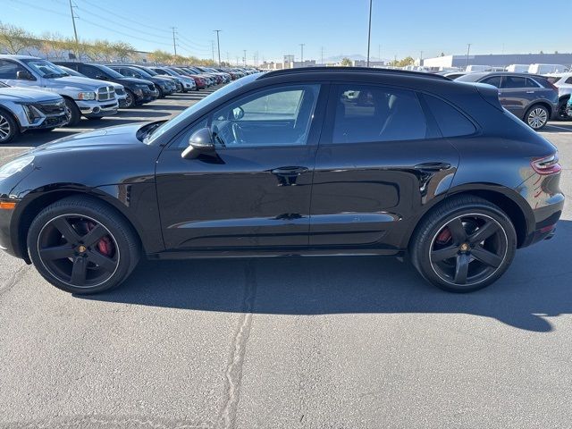 2017 Porsche Macan Turbo