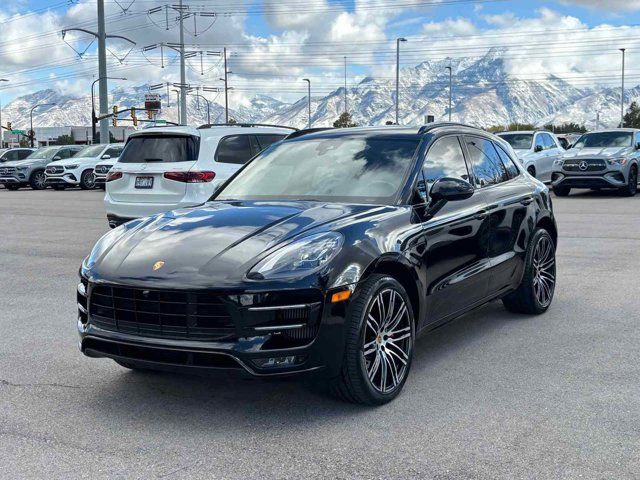 2017 Porsche Macan Turbo