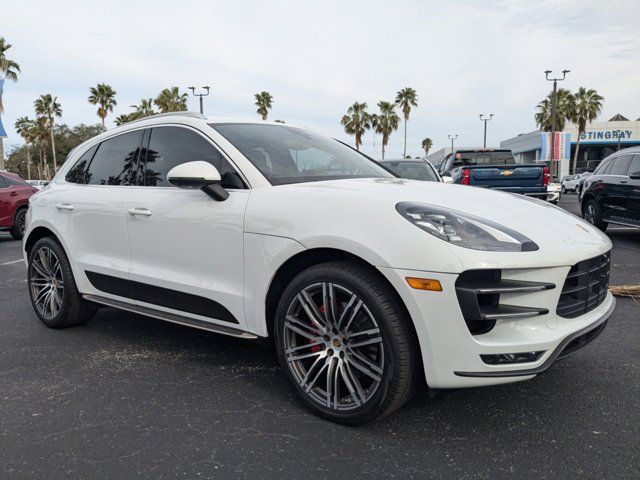 2017 Porsche Macan Turbo