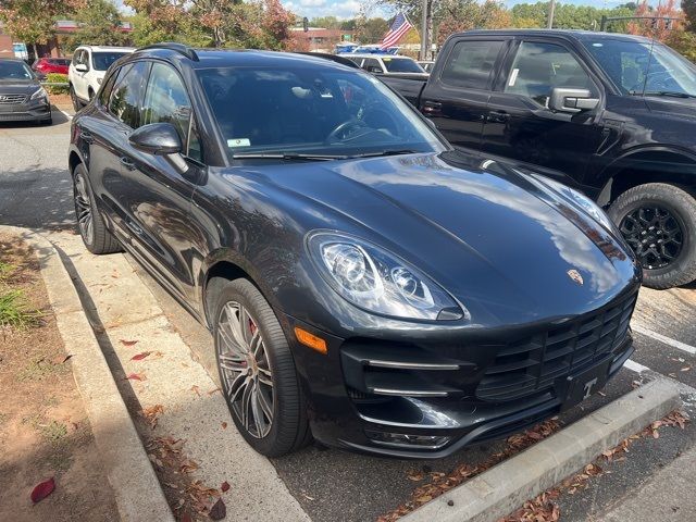 2017 Porsche Macan Turbo