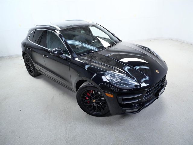 2017 Porsche Macan Turbo