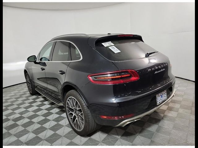 2017 Porsche Macan Turbo