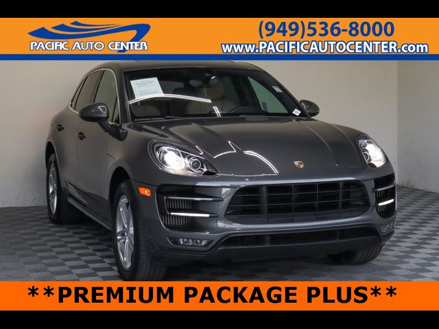 2017 Porsche Macan Turbo