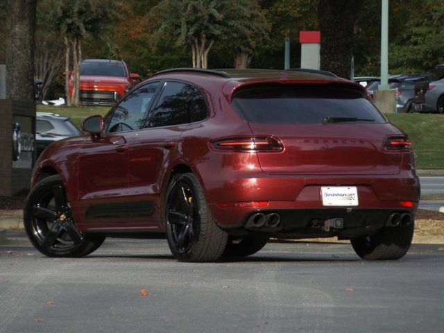 2017 Porsche Macan Turbo