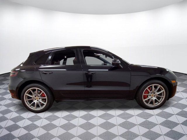2017 Porsche Macan Turbo