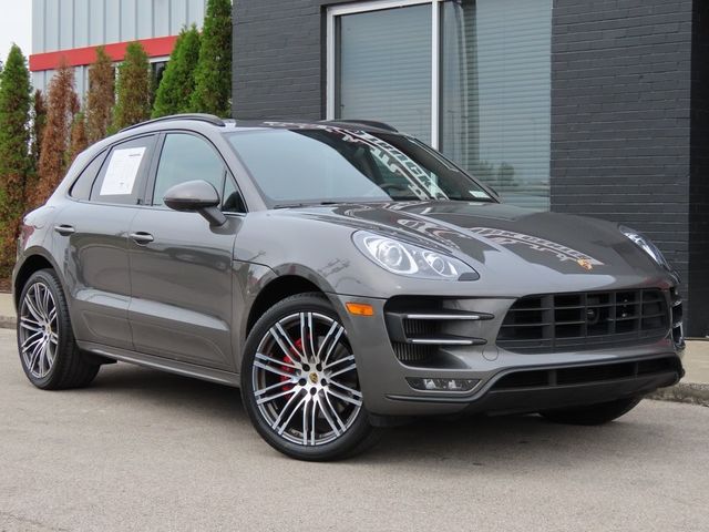 2017 Porsche Macan Turbo