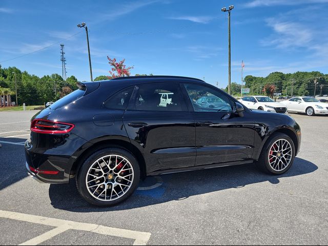 2017 Porsche Macan Turbo