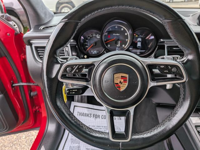 2017 Porsche Macan Turbo