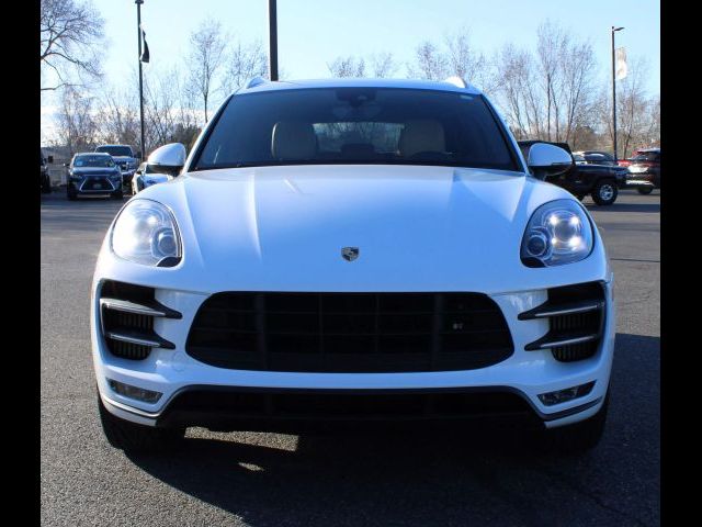 2017 Porsche Macan Turbo