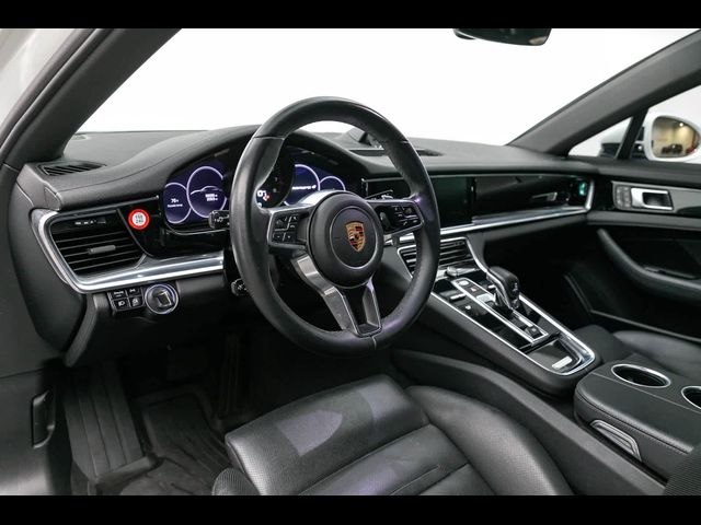 2017 Porsche Panamera 4