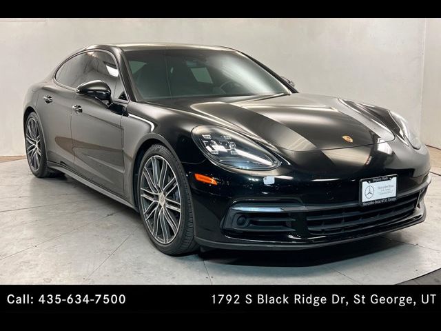 2017 Porsche Panamera 4