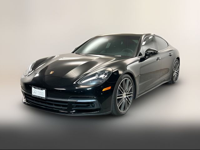 2017 Porsche Panamera 4