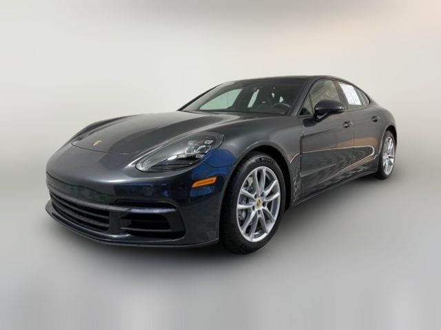 2017 Porsche Panamera 4