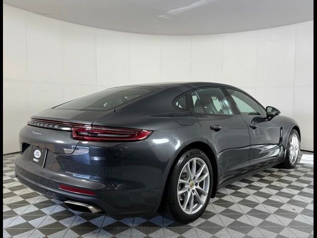 2017 Porsche Panamera 4