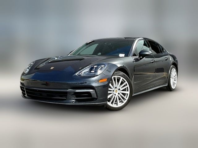 2017 Porsche Panamera 4