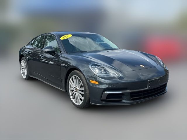 2017 Porsche Panamera 4