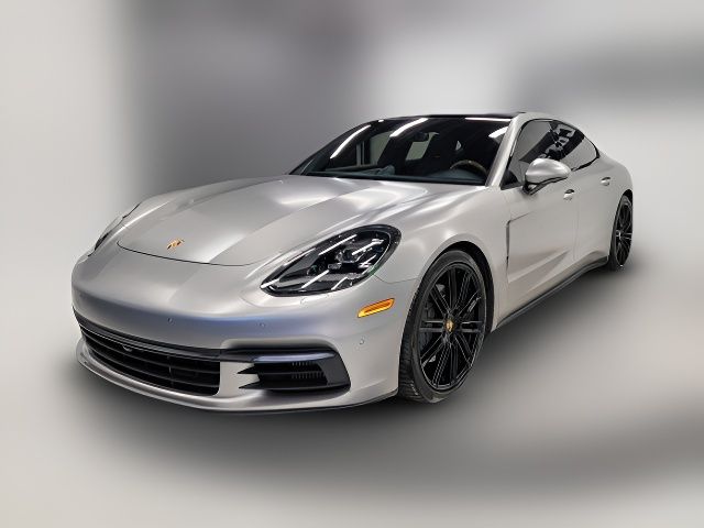 2017 Porsche Panamera 4S