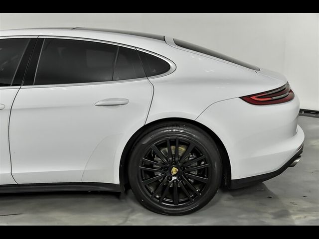 2017 Porsche Panamera 4S