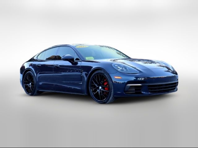 2017 Porsche Panamera 4S