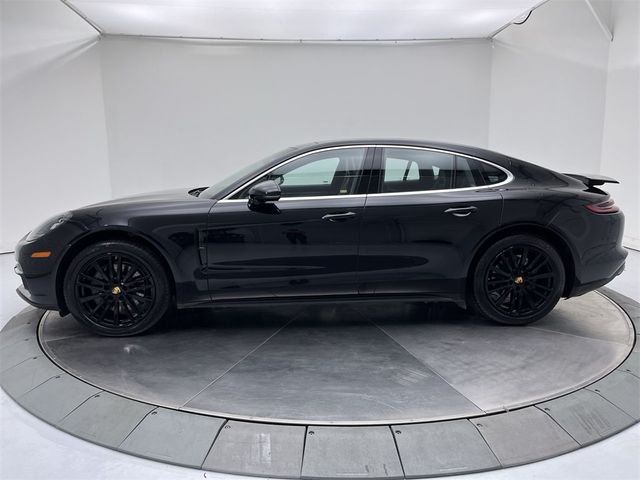 2017 Porsche Panamera 4S