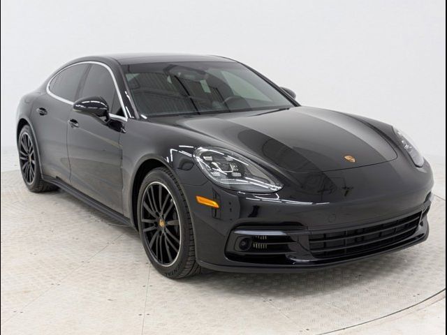 2017 Porsche Panamera 4S