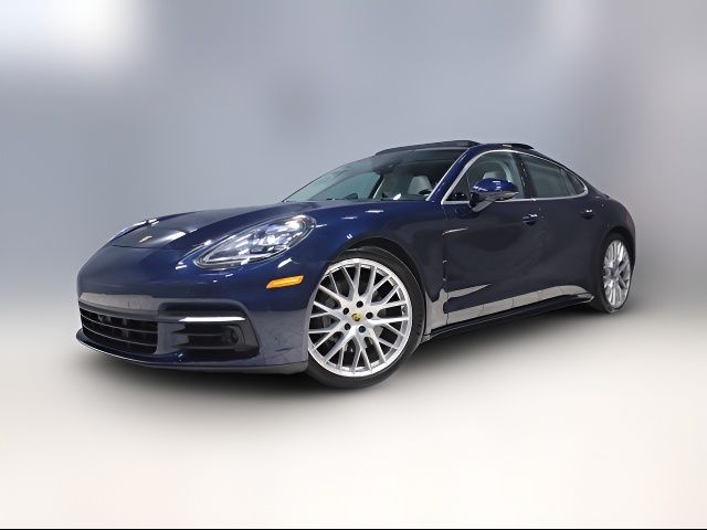 2017 Porsche Panamera 4S