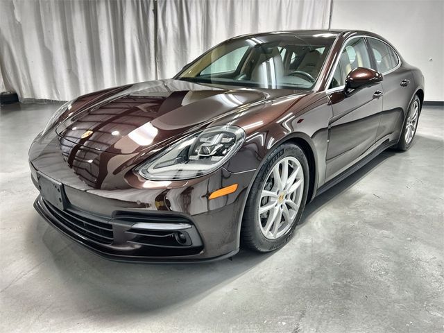 2017 Porsche Panamera 4S