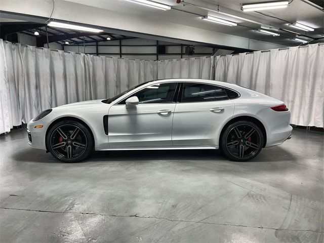 2017 Porsche Panamera 4S