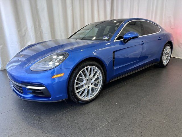 2017 Porsche Panamera 4S