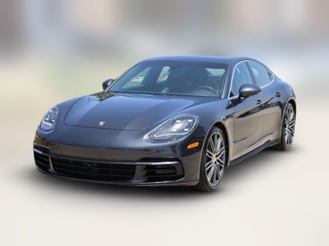 2017 Porsche Panamera 4S