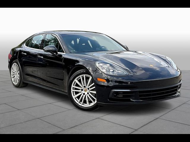 2017 Porsche Panamera 4S