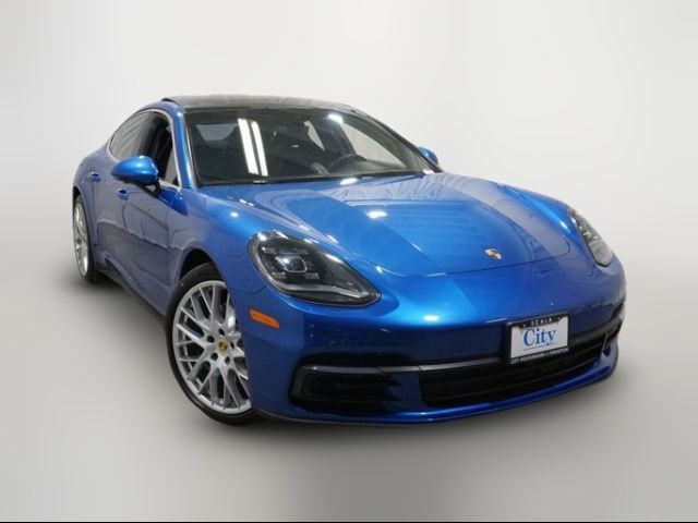 2017 Porsche Panamera 4S