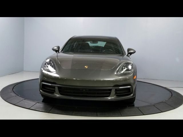 2017 Porsche Panamera 4S