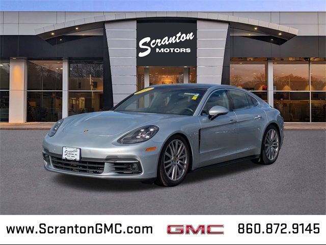 2017 Porsche Panamera 4S