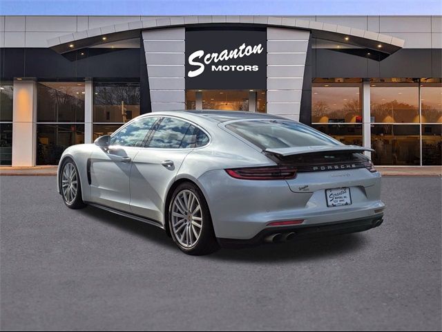 2017 Porsche Panamera 4S